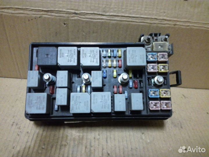 Блок предохранителей Chevrolet Epica V250 2.0