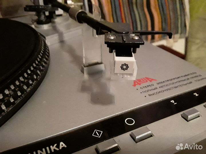 Музыкальный центр