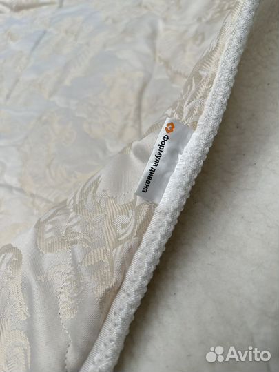 Наматрасник двусторонний с шерстью мериноса