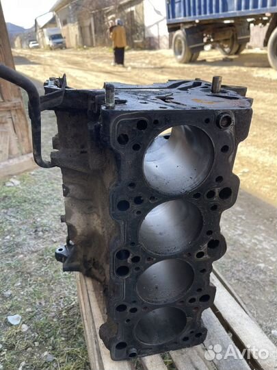 Блок саната 2.0 131л головка 2.0 131л