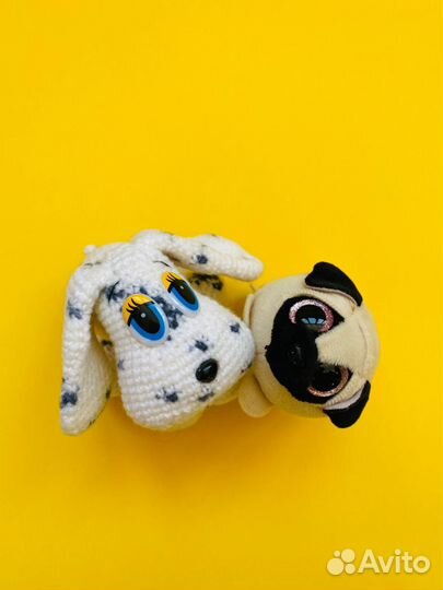 Две плюшевые собаки