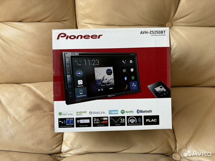 Автомагнитола 2 DIN Pioneer AVH-Z5250BT