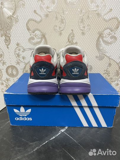 Кроссовки ориганальные adidas 38eu