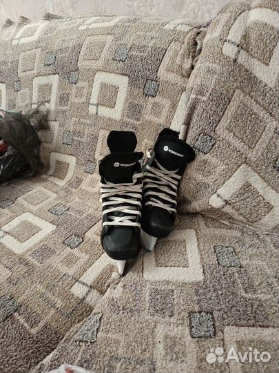 Коньки хоккейные детские 34 размер