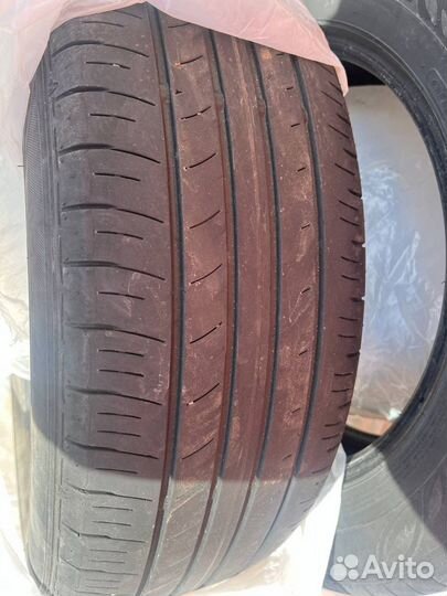 Continental ComfortContact - 5 215/60 R17 96