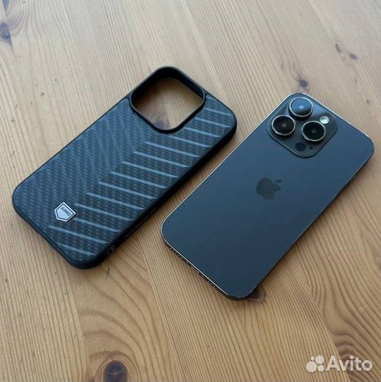 Чехол на iPhone 14 pro