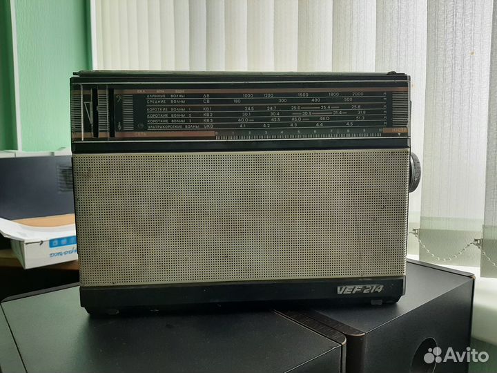 Приёмник радиовещательный Vef-214 (1986)