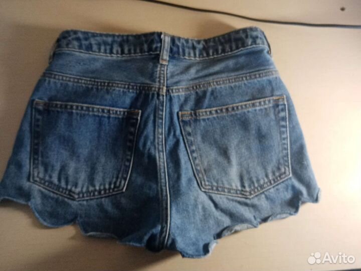 Джинсовые шорты H&M EUR32 CN155/60A