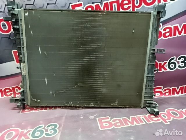Радиатор охлаждения Renault Duster 2010
