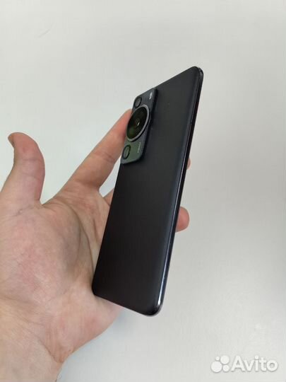 HUAWEI P60 Pro, 8/256 ГБ