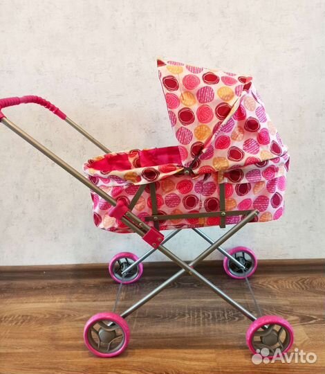 Коляска кукольная