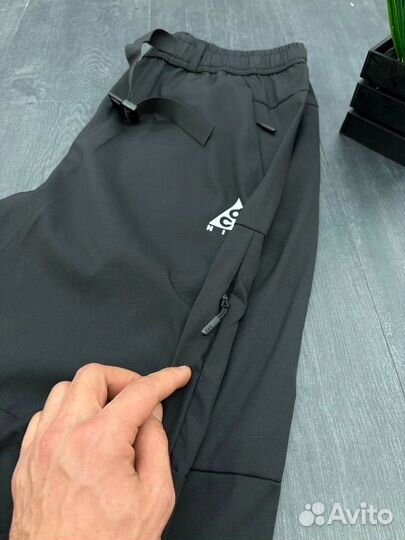 Спортивные штаны nike