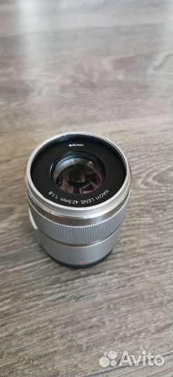 Объектив для olympus и Panasonic Yi 42.5mm F1.8