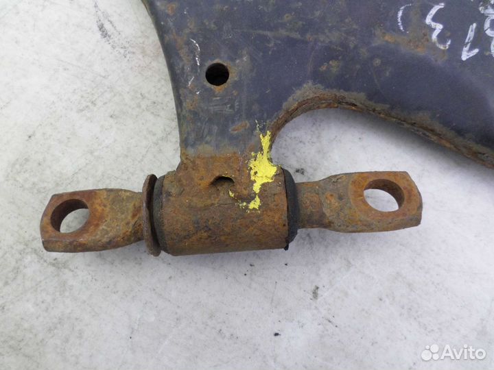 Рычаг передний правый нижний Lexus RX 2 XU30