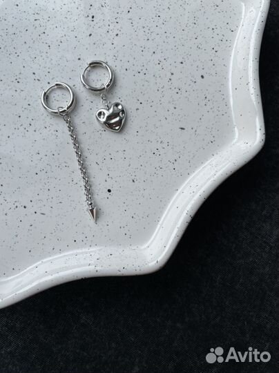 Колье чокер с цепями Pinterest Poison Drop