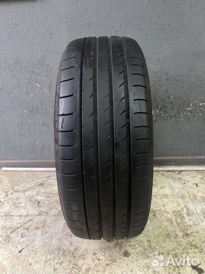 Yokohama Advan Sport V105 235/50 R19