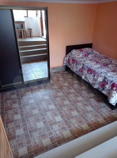 Дом 20 м² на участке 3 сот.