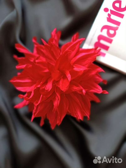 Брошь- цветок Георгин