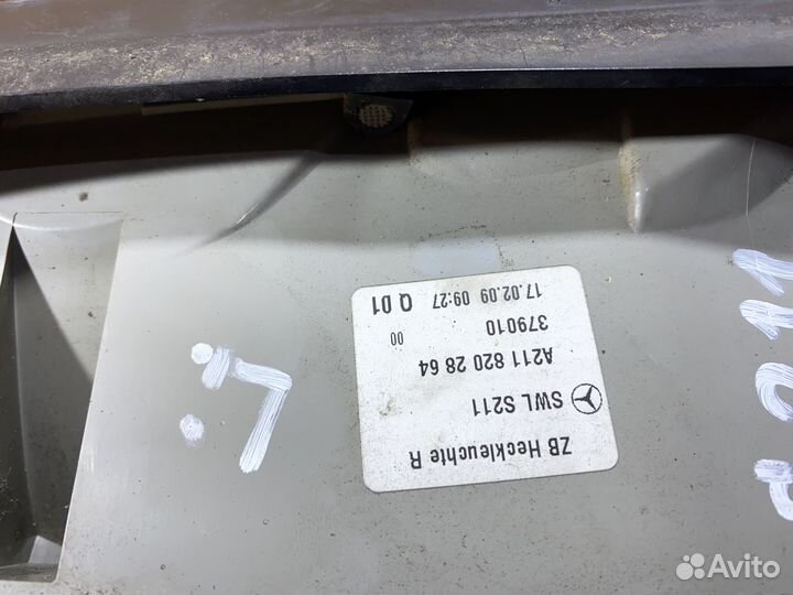 Фонарь задний правый Mercedes W211 Арт. 111296