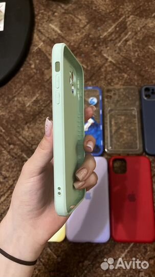 Чехлы на iPhone 11