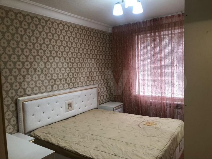 2-к. квартира, 54 м², 1/9 эт.