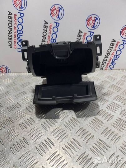 Ящик передней консоли Chevrolet Cruze J300