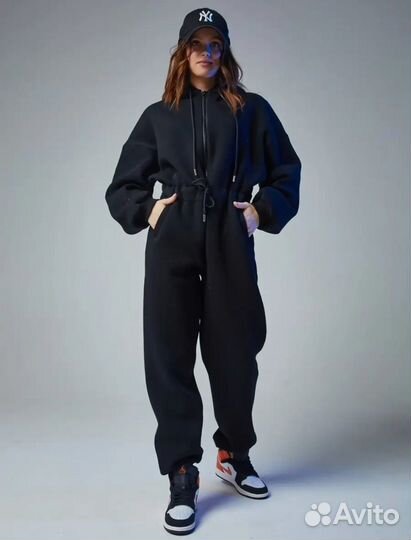 Комбинезон на флисе женский