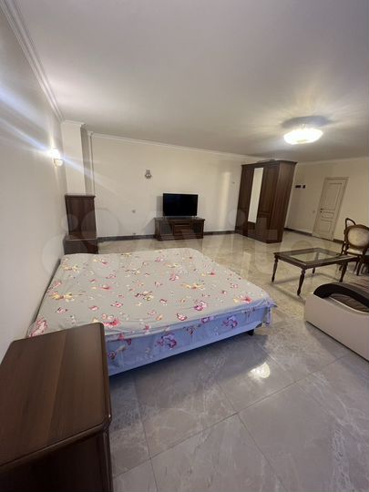 1-к. квартира, 65 м², 5/6 эт.