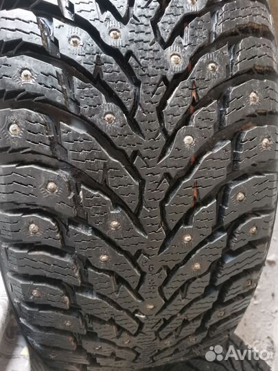 Nokian Tyres Hakkapeliitta 9 215/55 R16