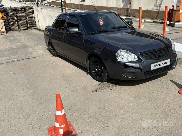 Химчистка салона автомобиля в АвтоСтрим в Москве.