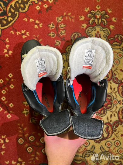 Коньки хоккейные ccm ft 680