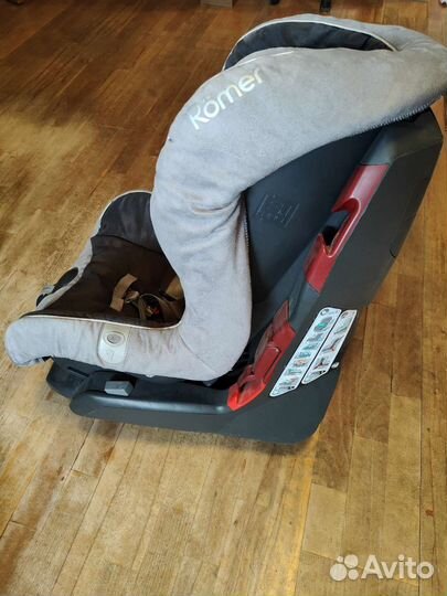 Детское автокресло 9-18кг RomerSafeFix plus