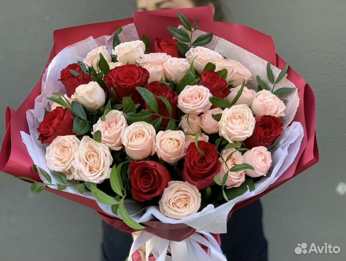 Авторский букет цветов к 8 марта