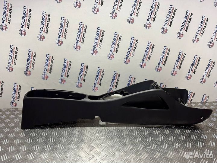 Центральная консоль Kia Rio 3