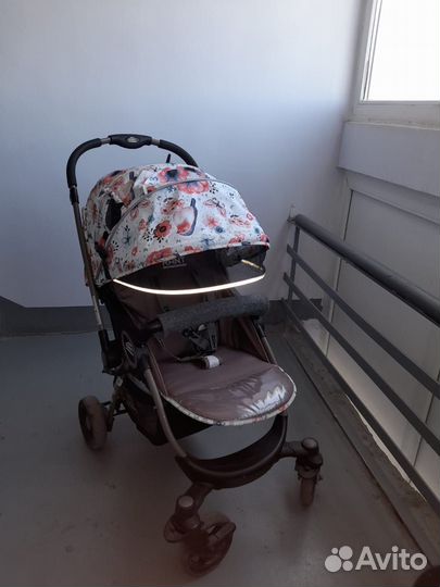 Коляска демисезонная