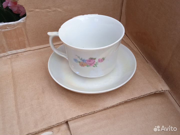 Чашка с блюдцем