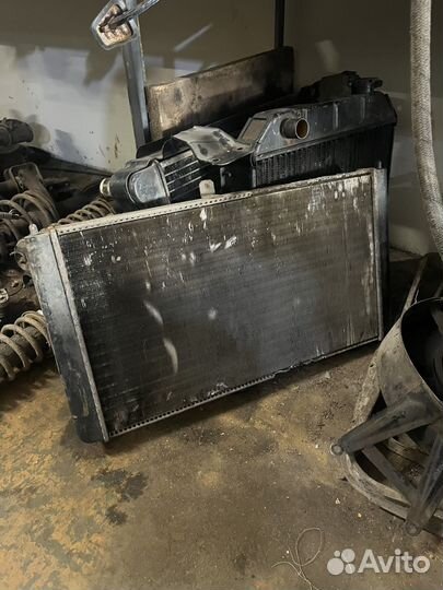 Радиатор авто
