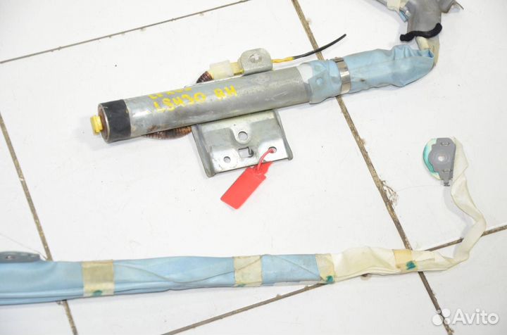 Шторка безопасности правая Lexus Ls430 UCF30 3uzfe