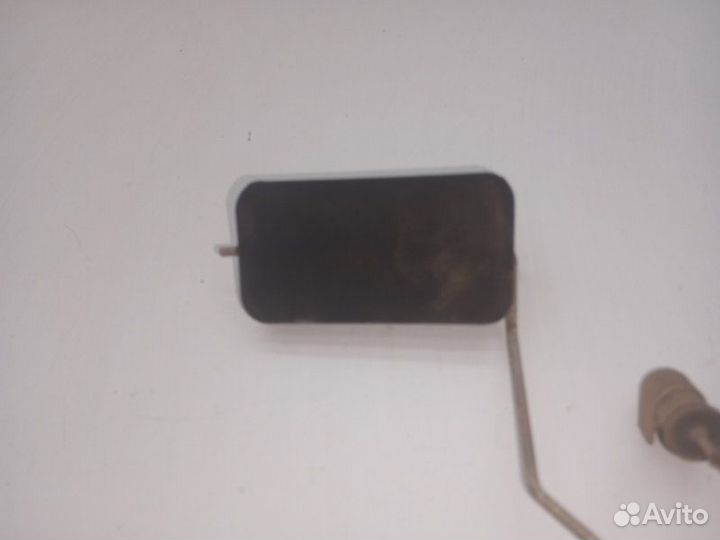 Датчик уровня топлива Mitsubishi L300 P03W G63B