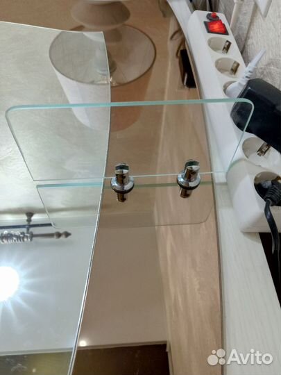 Зеркало настенное бу