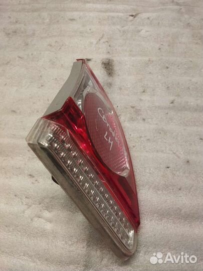 Фонарь левый внутр. Corolla 150 рест. трещина