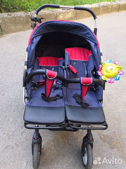 Продаётся коляска для двойни 2 в 1