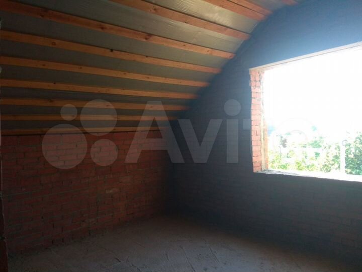 Дом 287,9 м² на участке 5,5 сот.