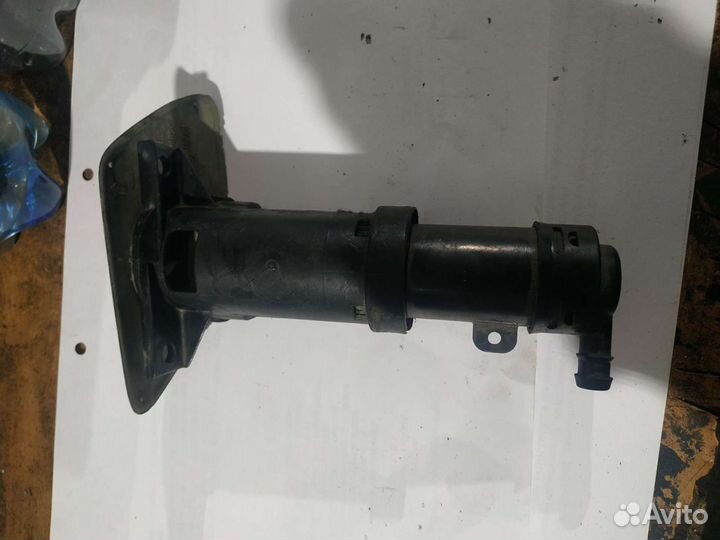 Форсунка омывателя стекла Honda Accord