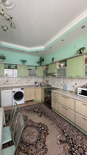 2-к. квартира, 78,3 м², 2/6 эт.