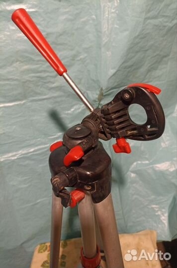 Штатив для лазерного уровня