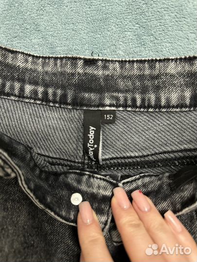 Джинсовые шорты на мальчика 152