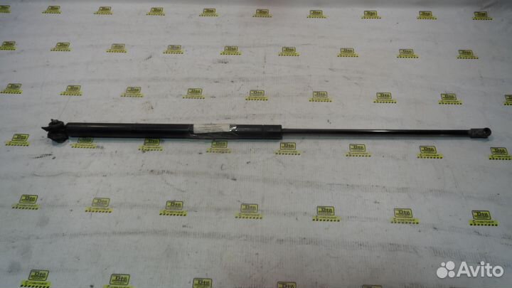 Амортизатор капота б/у iveco 0914