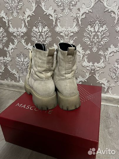 Ботинки женские зимние