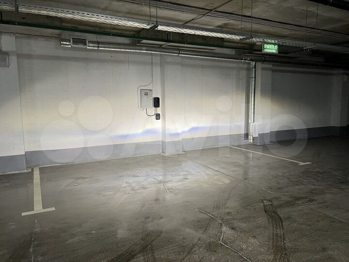 Машиноместо, 15 м²